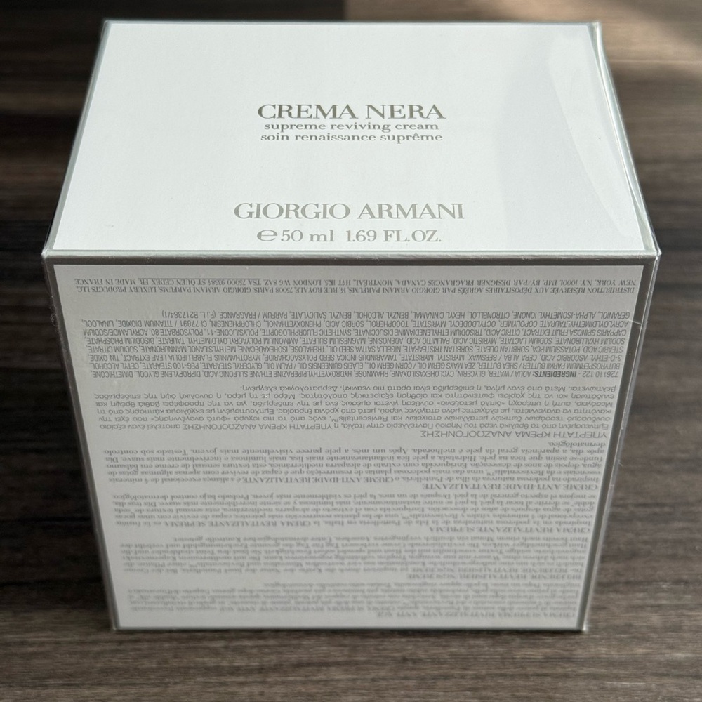 Giorgio Armani Crema Nera Supreme Reviving Cream - Elegant White - Picture 2 of 4